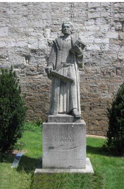 Statue of M&uuml;ntzer in M&uuml;hlhausen.